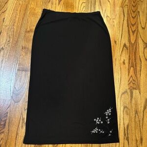 Cherokee Elegant‎ Black Maxi Skirt with Delicate Gray Embroidery size xl